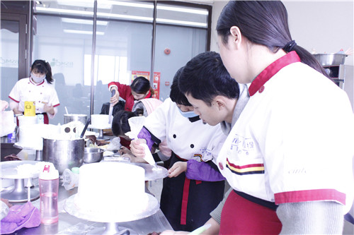 西点学校